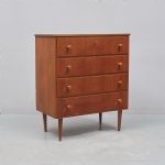 1316 3394 CHEST OF DRAWERS